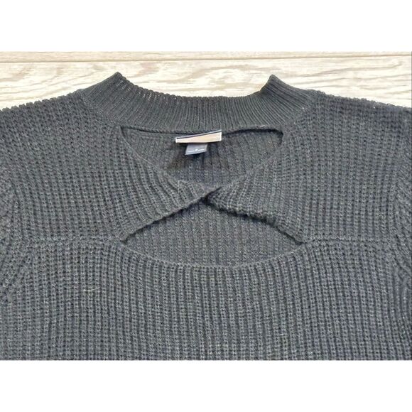 Daytrip The Buckle black distressed sweater size S - Picture 2 of 11